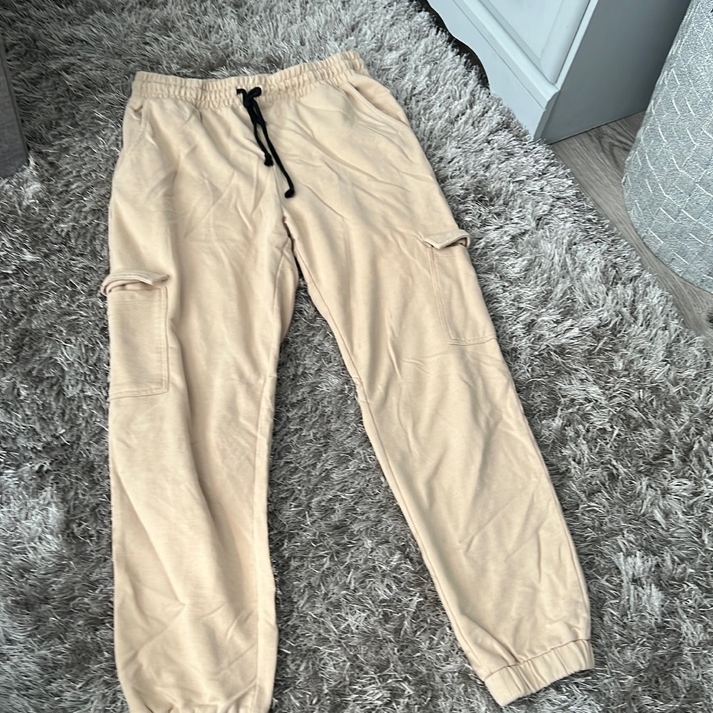 Tan cargo sweatpants